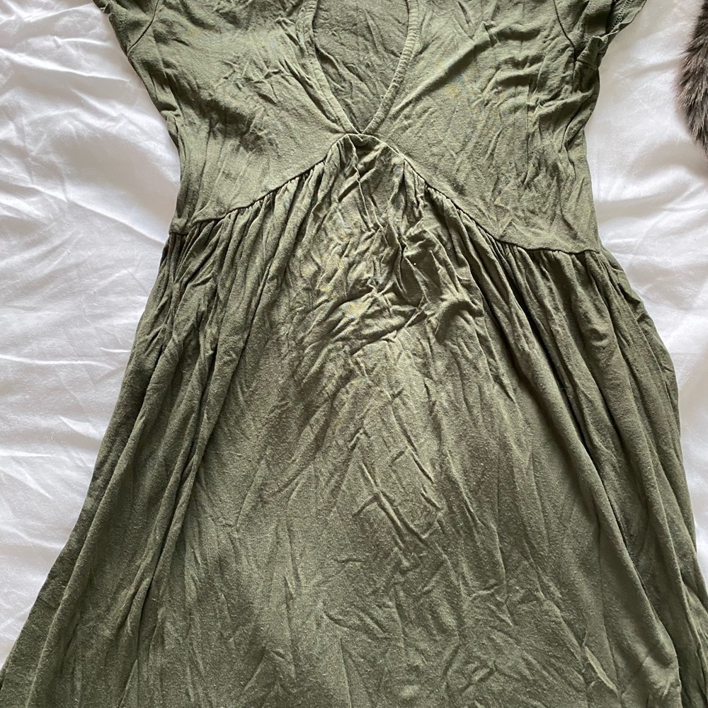 Super cute keyhole mini tshirt dress green earthy color